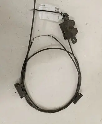 Volvo V70 Engine bonnet/hood lock/catch 31298609