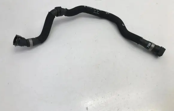 Opel Mokka B Engine coolant pipe/hose 786