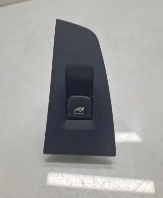BMW 1 F40 Electric window control switch 7950756