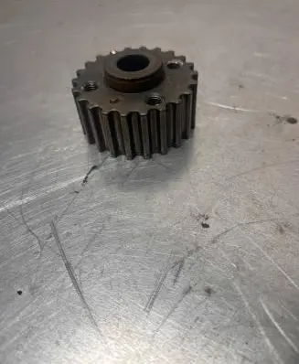 Volkswagen Golf VI Crankshaft gear 03P105263C