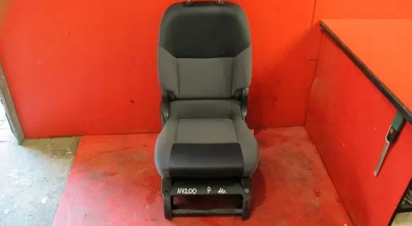 Nissan NV200 Front passenger seat 