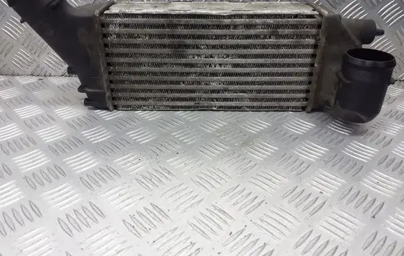 Citroen C4 I Picasso Intercooler radiator 9656525880