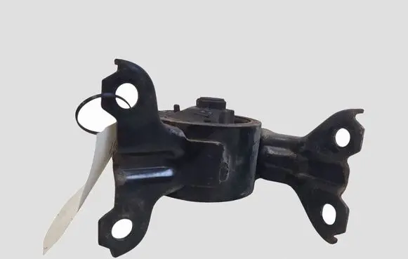 Citroen C-Crosser Engine mount bracket