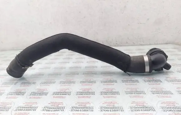 Audi A4 S4 B8 8K Engine coolant pipe/hose 8K0122293