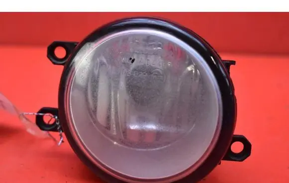 Toyota Avensis Verso Front fog light 81210-0D041