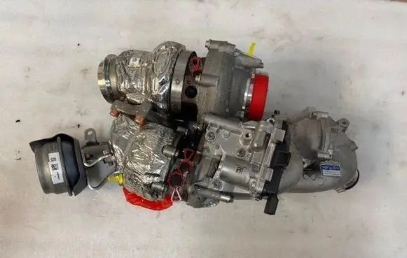 Mercedes-Benz V Class W447 Supercharger 6540906301