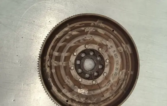 Mercedes-Benz B W246 W242 Flywheel A6510303505
