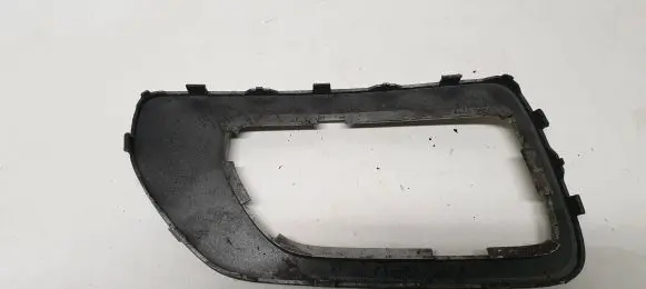 Volvo XC70 Front fog light trim/grill 30744507