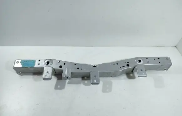 Toyota Auris 150 Top upper radiator support slam panel 