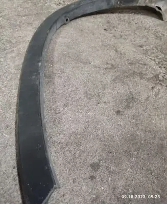 Front arch trim