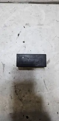 Mercedes-Benz E W124 Other relay 1248210047