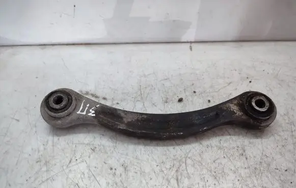 Rear control arm