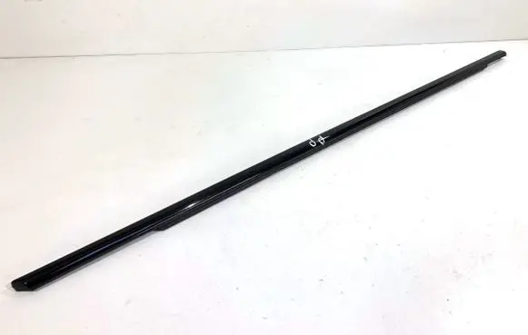Volvo S90, V90 Front door glass trim molding 31848055