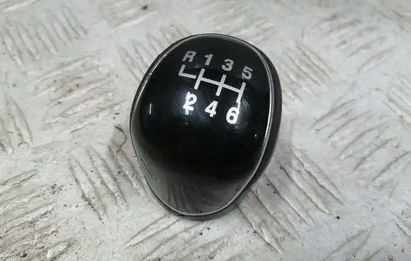 Ford Focus Gear lever shifter trim leather/knob 