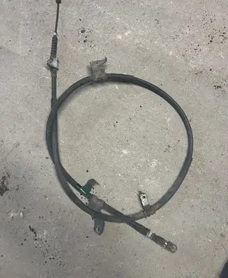 Toyota Avensis T220 Handbrake/parking brake wiring cable 