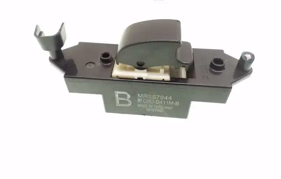 Mitsubishi Outlander Electric window control switch MR587944