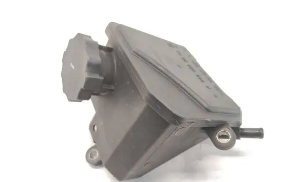 Mercedes-Benz C W203 Power steering fluid tank/reservoir A0004602283