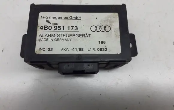 Audi A6 S6 C5 4B Alarm control unit/module 4B0951173