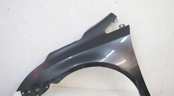 Toyota Avensis T270 Fender BLOTNIKAVENSIS