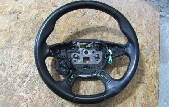 Ford Kuga II Steering wheel