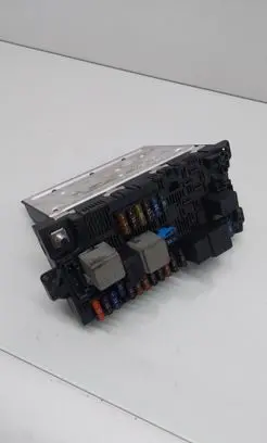Mercedes-Benz E W211 Fuse module 2115453101 00007165A2 AA220330300