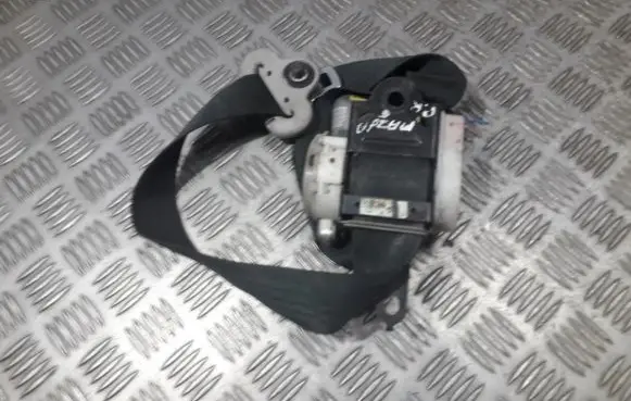 Mazda 5 Front seatbelt t89335t bga550027