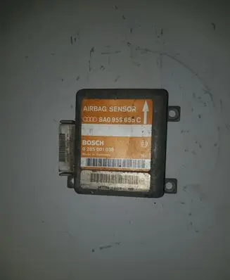 Audi A4 S4 B5 8D Airbag control unit/module 8A0959655C 0285001038