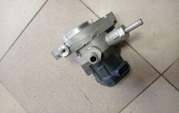 Toyota Sienna XL40 IV Gearbox / Transmission oil cooler 0810G861 10104210 90207082