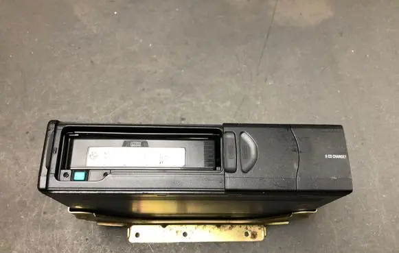 CD/DVD changer