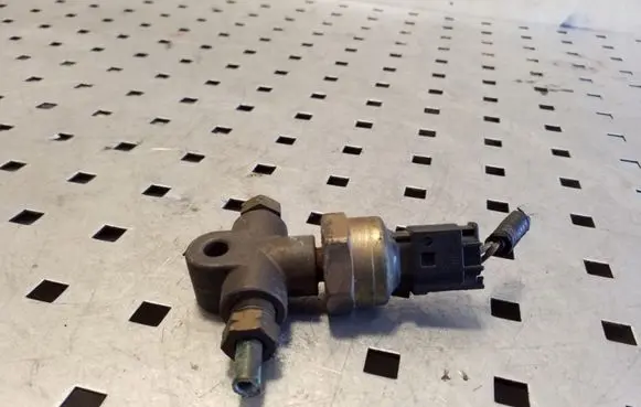 Volvo V70 Brake power pressure regulator 3524132