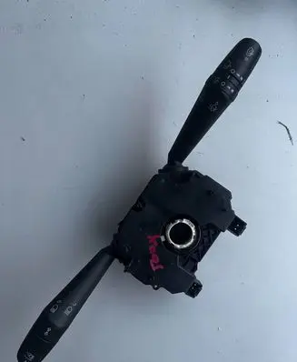 Fiat 500X Wiper turn signal indicator stalk/switch 07356906590 4095