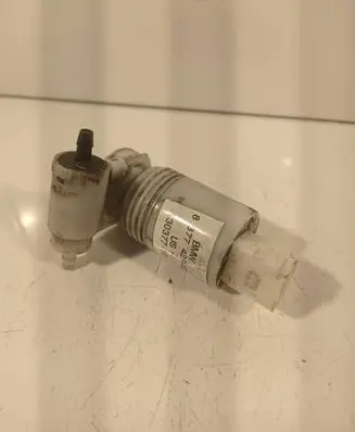 Mini One - Cooper Coupe R56 Windscreen/windshield washer pump 837742903 13037710