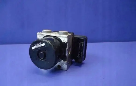Renault Scenic III - Grand scenic III ABS Pump 95CT2AAY2 476606264R 10.0212-0346.4