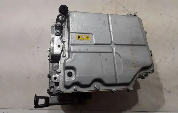 Renault Zoe Voltage converter inverter 5AQ605