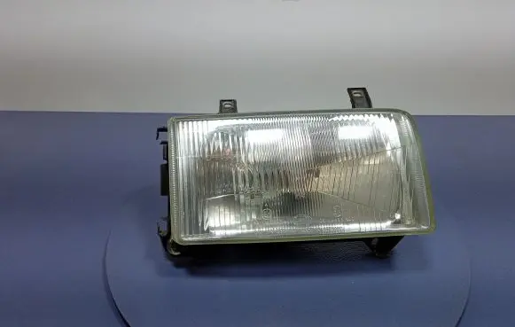 Volkswagen Transporter - Caravelle T4 Headlight/headlamp