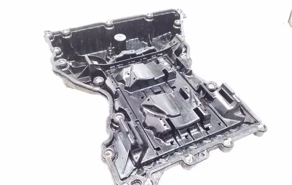 Mercedes-Benz C W204 Oil sump A6510100328 A6511530032