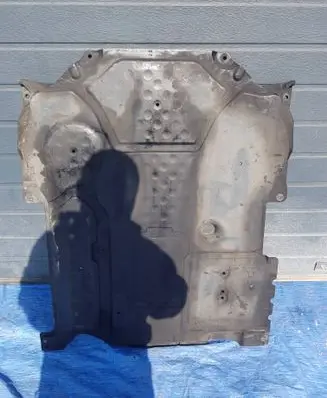 Mercedes-Benz E W212 Engine splash shield/under tray A2125201923NNH A2125201923