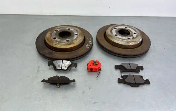 Jeep Grand Cherokee Rear brake disc