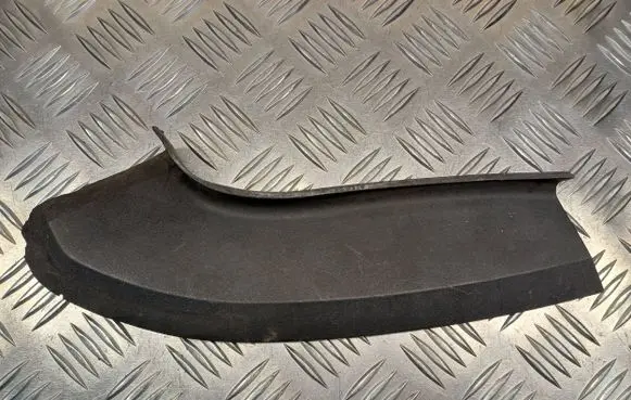 Audi A6 S6 C6 4F Rear/tail light trim molding 4F5853267