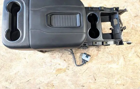 Chevrolet Tahoe Armrest 