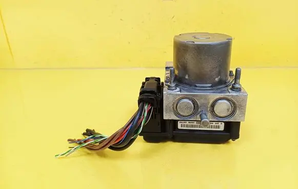 Opel Corsa C ABS Pump 0265800303 0265231306