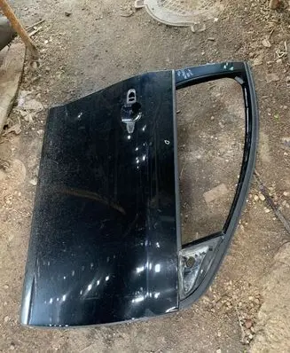 Volvo S60 Front door