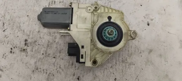 Audi A6 S6 C6 4F Front door window regulator motor 4F0959802B