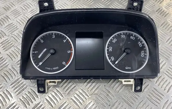 Land Rover Range Rover Sport L320 Speedometer (instrument cluster) AH2210849DF AH2214C226AD A12260963