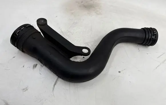 Intercooler hose/pipe