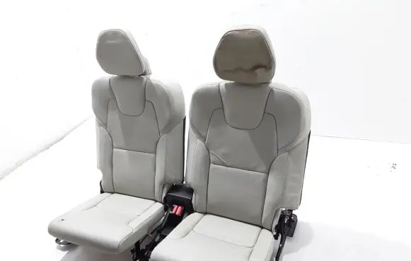 Volvo XC90 Rear seat 