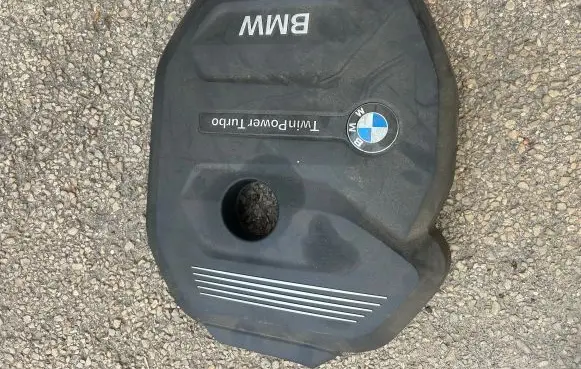 BMW 1 F20 F21 Engine cover (trim) 8602967 16208310 X1219104105