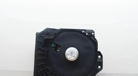 BMW 3 F30 F35 F31 Subwoofer speaker 9210147