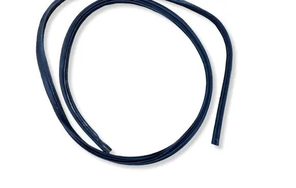Nissan Juke I F15 Trunk rubber seal (body)