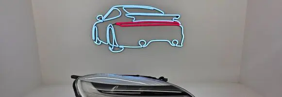 Volvo V40 Headlight/headlamp 32228484 107200370718 3039000220610